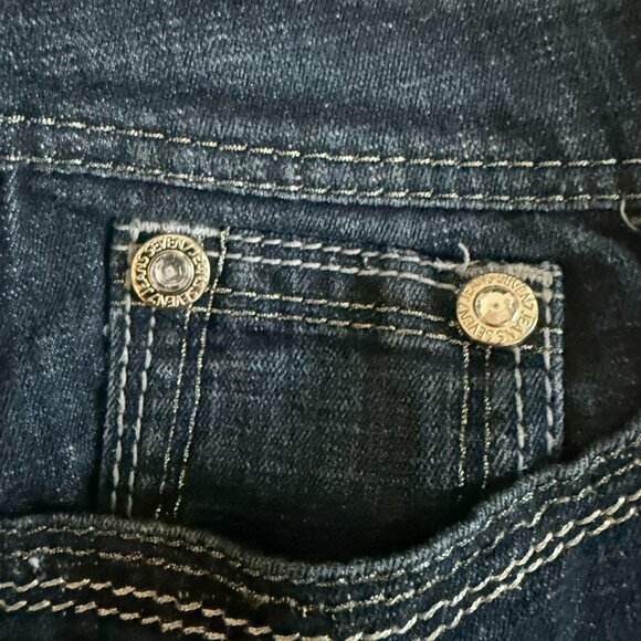 Seven7 Women's Sz 18 Dark Wash Silver Stitching and Diamond Button Jeans - Picture 6 of 9
